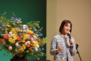 記念講演(寺川綾氏)